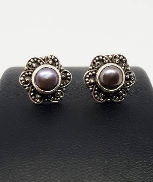 Fresh Water Pearl Stud Earrings with Filigree