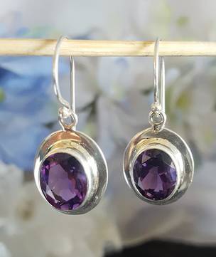 Silver Amethyst Earrings | Passion starts here