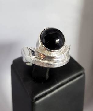 Silver black onyx ring | Made in NZ