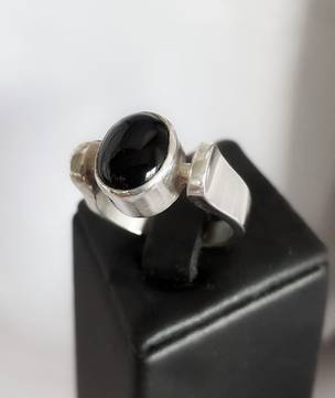 Sterling silver black onyx ring