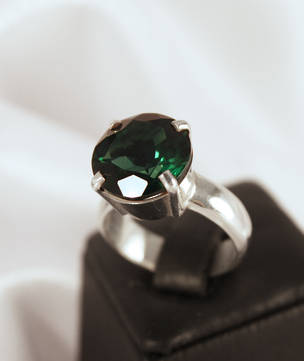 Sterling silver green quartz ring
