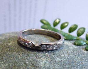 ladies modern diamond wedder ring 1 ladies modern diamond wedder ring 1